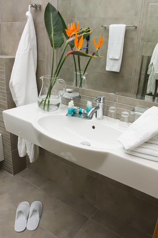 Methexis Boutique Hotel Dimitsana Bagian luar foto